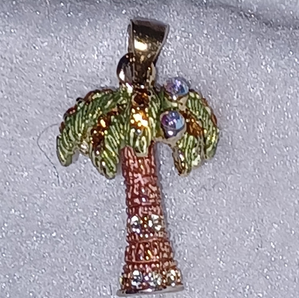 3D Rhinestone Palm Tree Pendant S925
